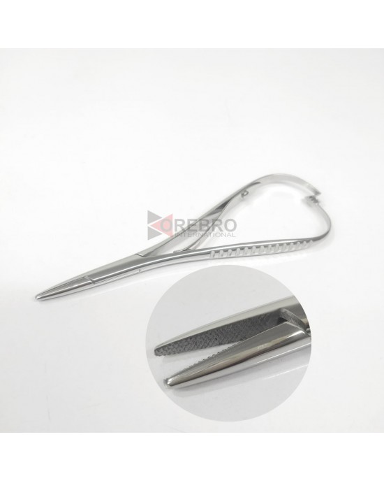 Mathieu Needle Holder